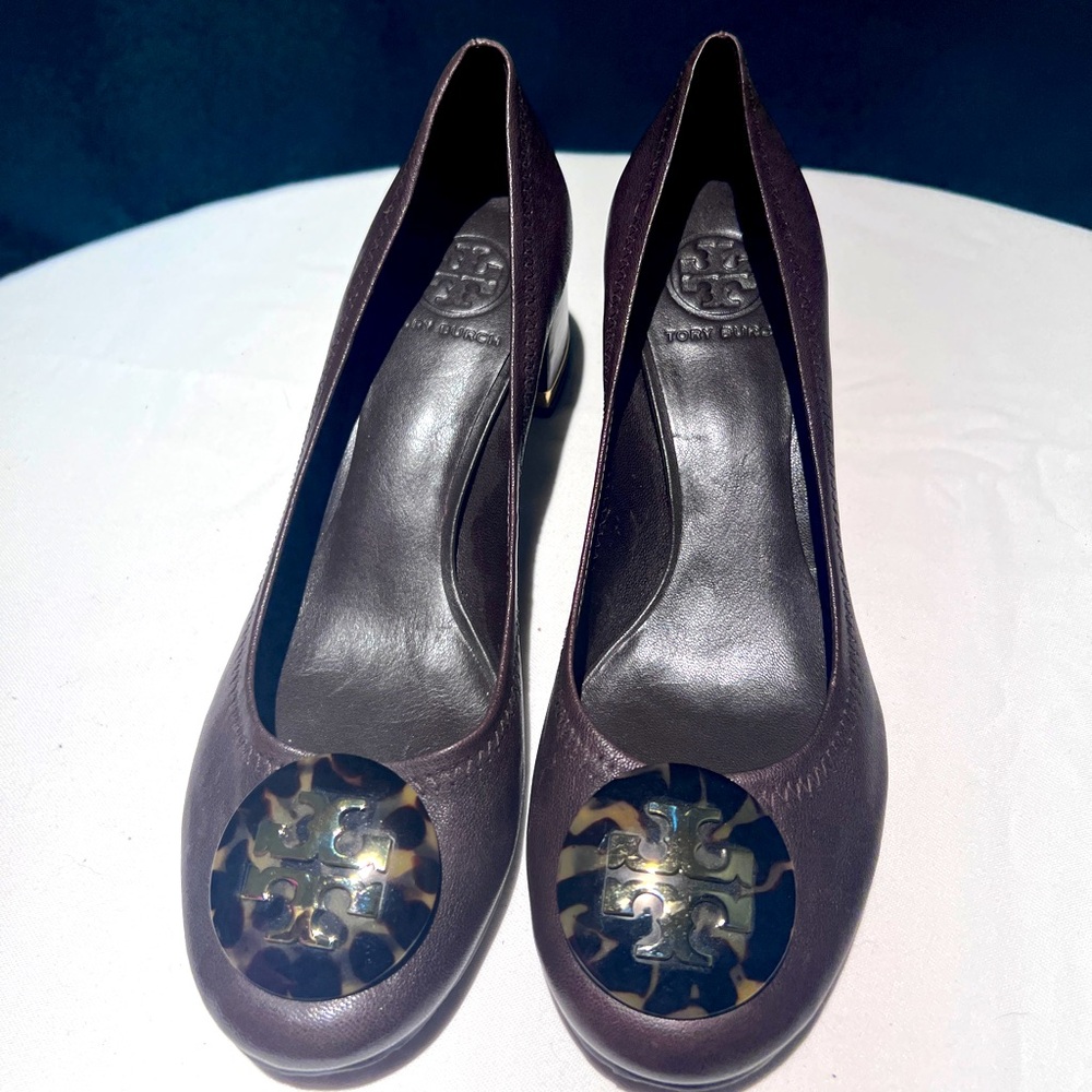 Tory Burch size 8 Brown NWOT